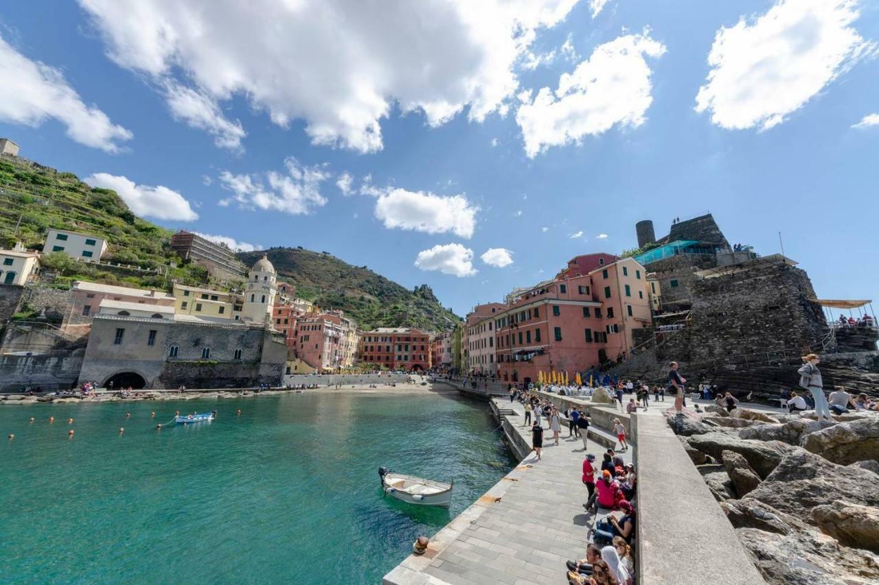 Joivy Family Flat With Little Patio, Cinque Terre Apartment Vernazza Exterior photo