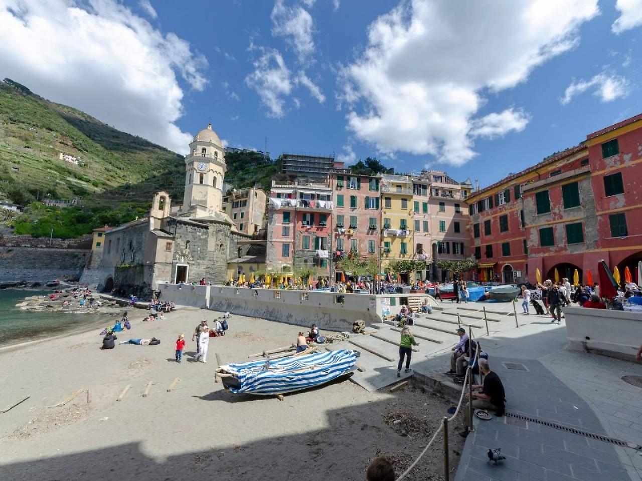 Joivy Family Flat With Little Patio, Cinque Terre Apartment Vernazza Exterior photo